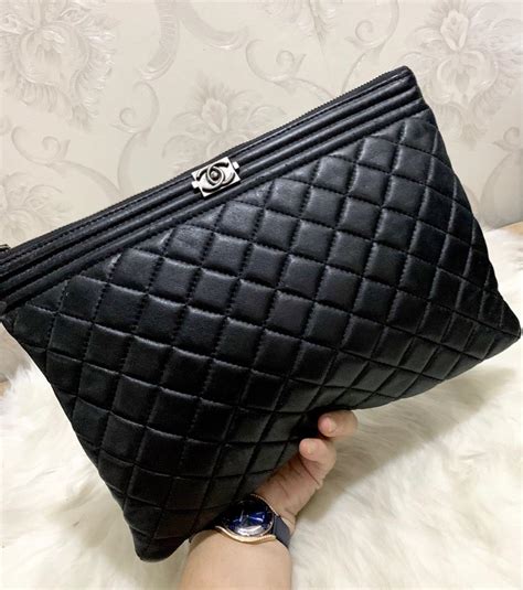 chanel clutch 價錢|Chanel clutch shoes.